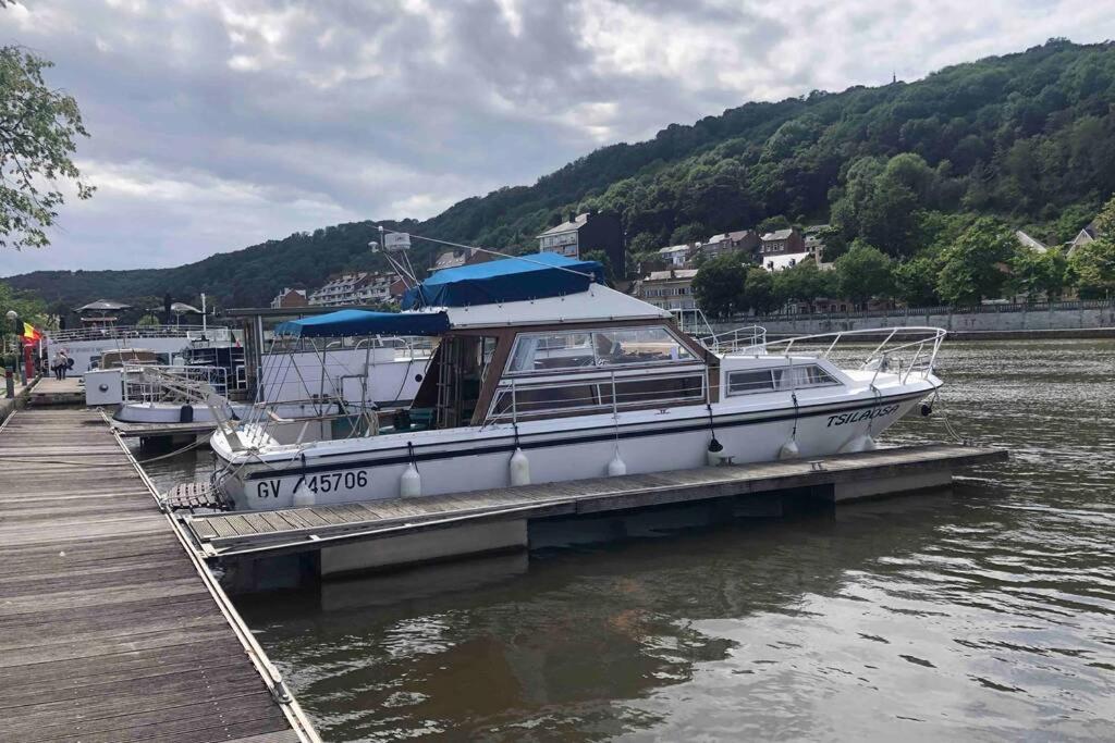 Bateau  Tsilaosa Au Coeur De Namur Hotel ภายนอก รูปภาพ
