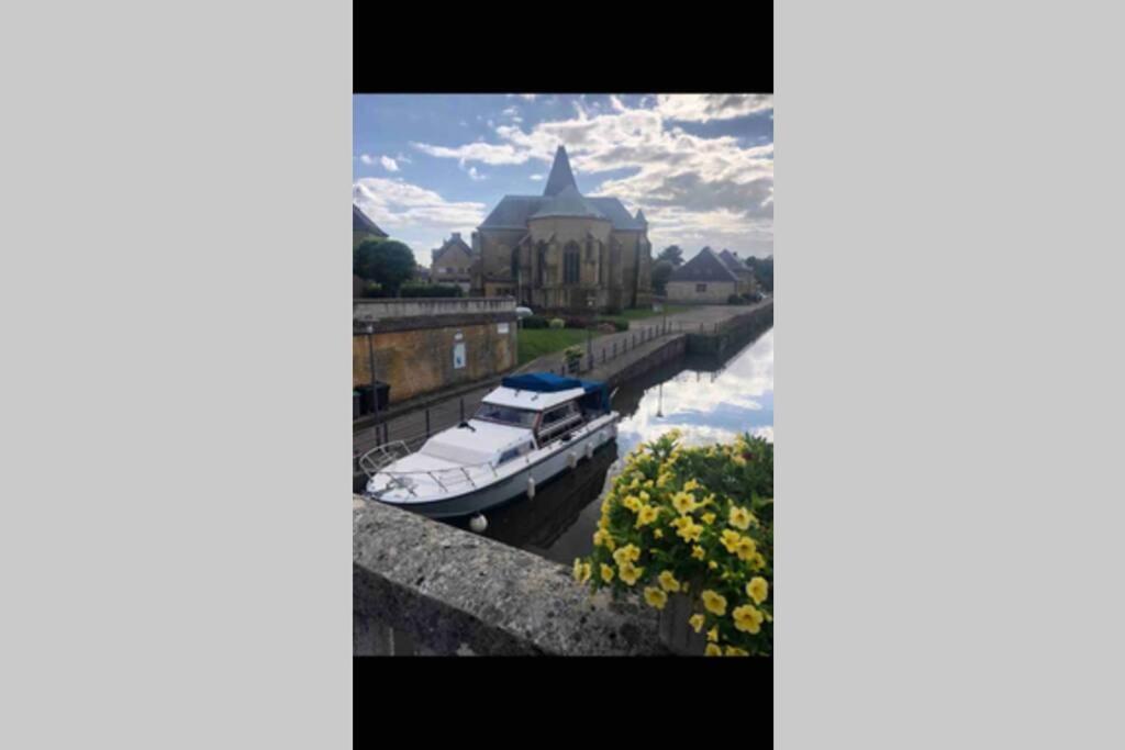 Bateau  Tsilaosa Au Coeur De Namur Hotel ภายนอก รูปภาพ